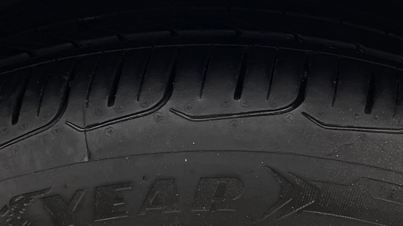 2017 Volkswagen Polo GT TSI AT, Petrol, Automatic, 95,904 km, Right Front Tyre Tread