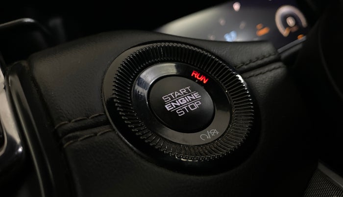 2022 Jeep Compass MODEL S (O) 1.4 PETROL DCT, Petrol, Automatic, 86,495 km, Keyless Start/ Stop Button