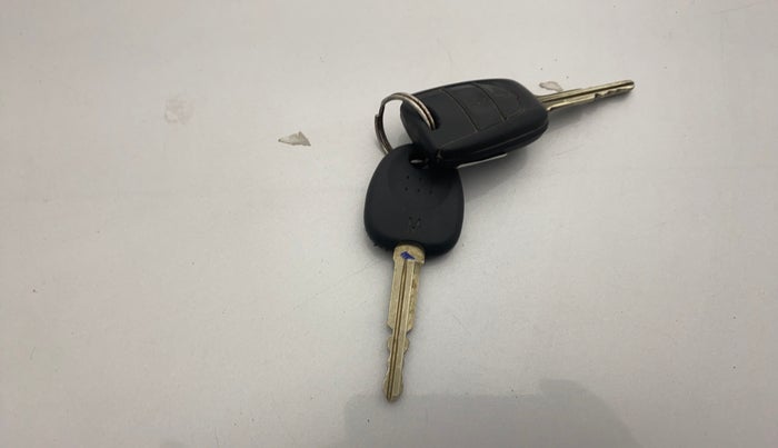 2015 Hyundai Grand i10 SPORTZ 1.2 KAPPA VTVT, Petrol, Manual, 71,729 km, Key Close Up