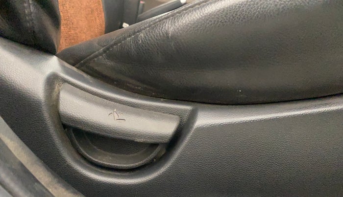 2015 Hyundai Grand i10 SPORTZ 1.2 KAPPA VTVT, Petrol, Manual, 71,729 km, Driver Side Adjustment Panel