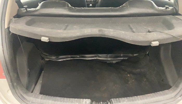 2015 Hyundai Grand i10 SPORTZ 1.2 KAPPA VTVT, Petrol, Manual, 71,729 km, Boot Inside