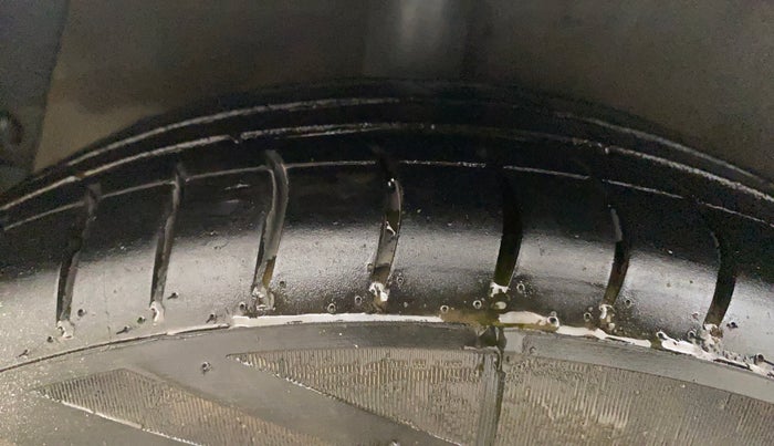 2015 Hyundai Grand i10 SPORTZ 1.2 KAPPA VTVT, Petrol, Manual, 71,729 km, Right Rear Tyre Tread