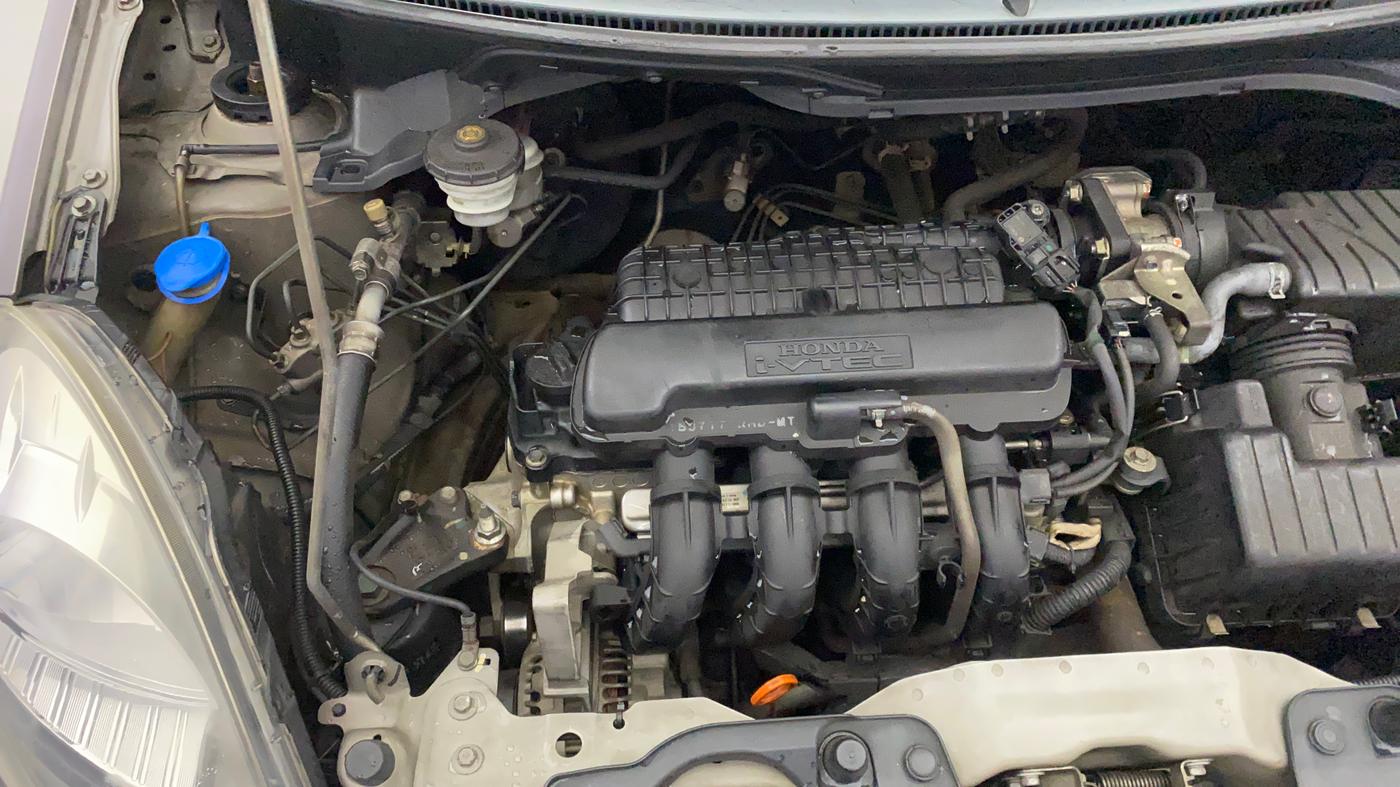 2015 Honda Amaze 1.2L I-VTEC S, Petrol, Manual, 1,45,147 km, Engine View - Right
