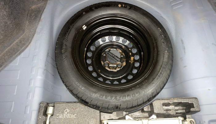 2015 Honda Amaze 1.2L I-VTEC S, Petrol, Manual, 1,45,147 km, Spare Tyre