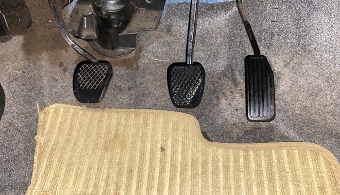 2015 Honda Amaze 1.2L I-VTEC S, Petrol, Manual, 1,45,147 km, Pedals