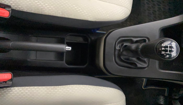 2025 Maruti New Wagon-R VXI 1.0, Petrol, Manual, 2,355 km, Gear Lever