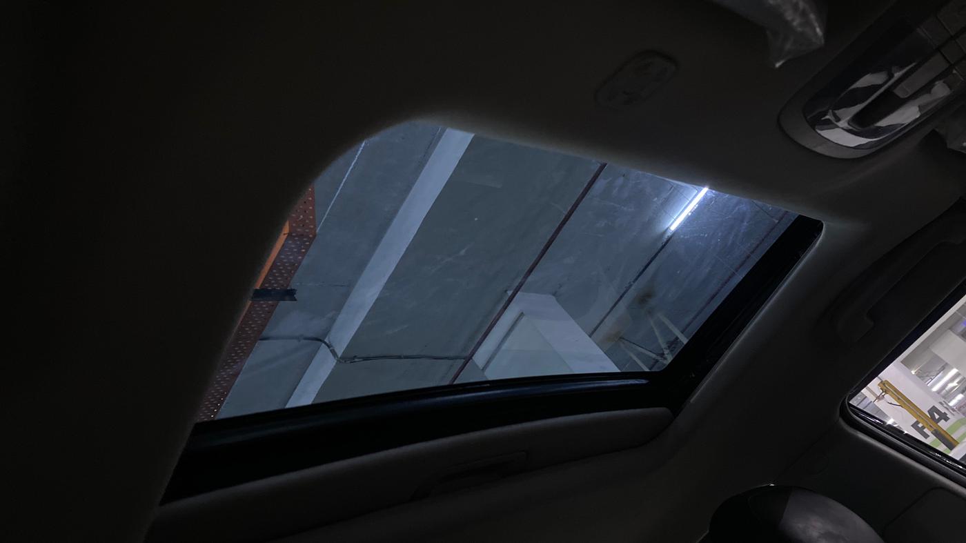 2023 Mahindra XUV300 W6 1.2 PETROL, Petrol, Manual, 13,205 km, Moonroof/ Sunroof