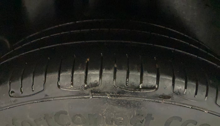 2016 Volkswagen Ameo COMFORTLINE 1.2L, Petrol, Manual, 47,745 km, Right Rear Tyre Tread