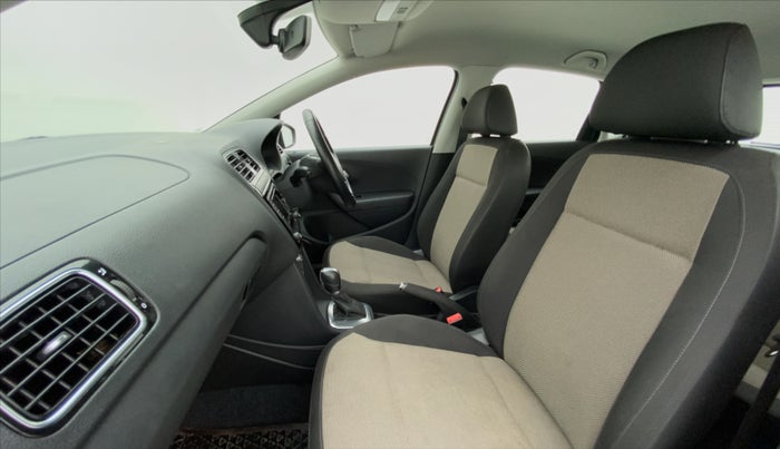 2016 Volkswagen Polo GT TSI 1.2 PETROL AT, Petrol, Automatic, 30,662 km, Right Side Front Door Cabin