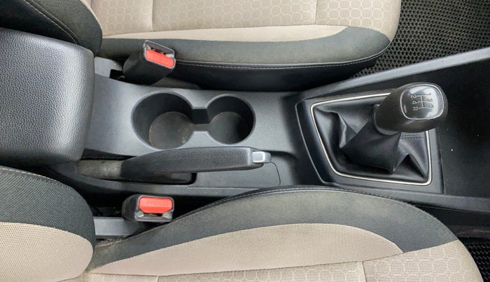 2016 Hyundai Elite i20 SPORTZ 1.2, Petrol, Manual, 45,010 km, Gear Lever