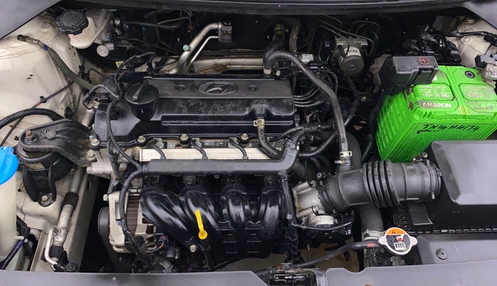 2016 Hyundai Elite i20 SPORTZ 1.2, Petrol, Manual, 45,010 km, Engine View