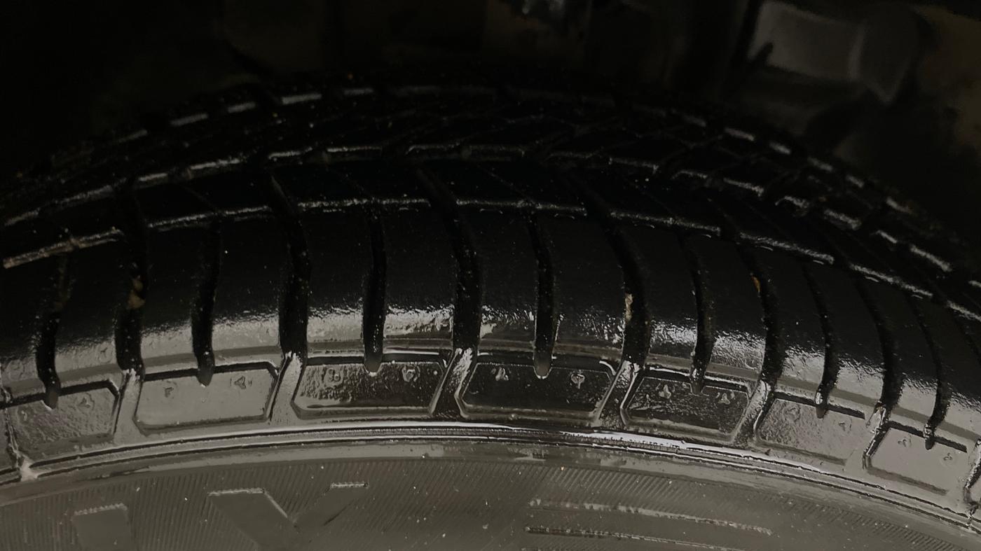 2020 Tata TIGOR XM PETROL, Petrol, Manual, 68,590 km, Right Front Tyre Tread