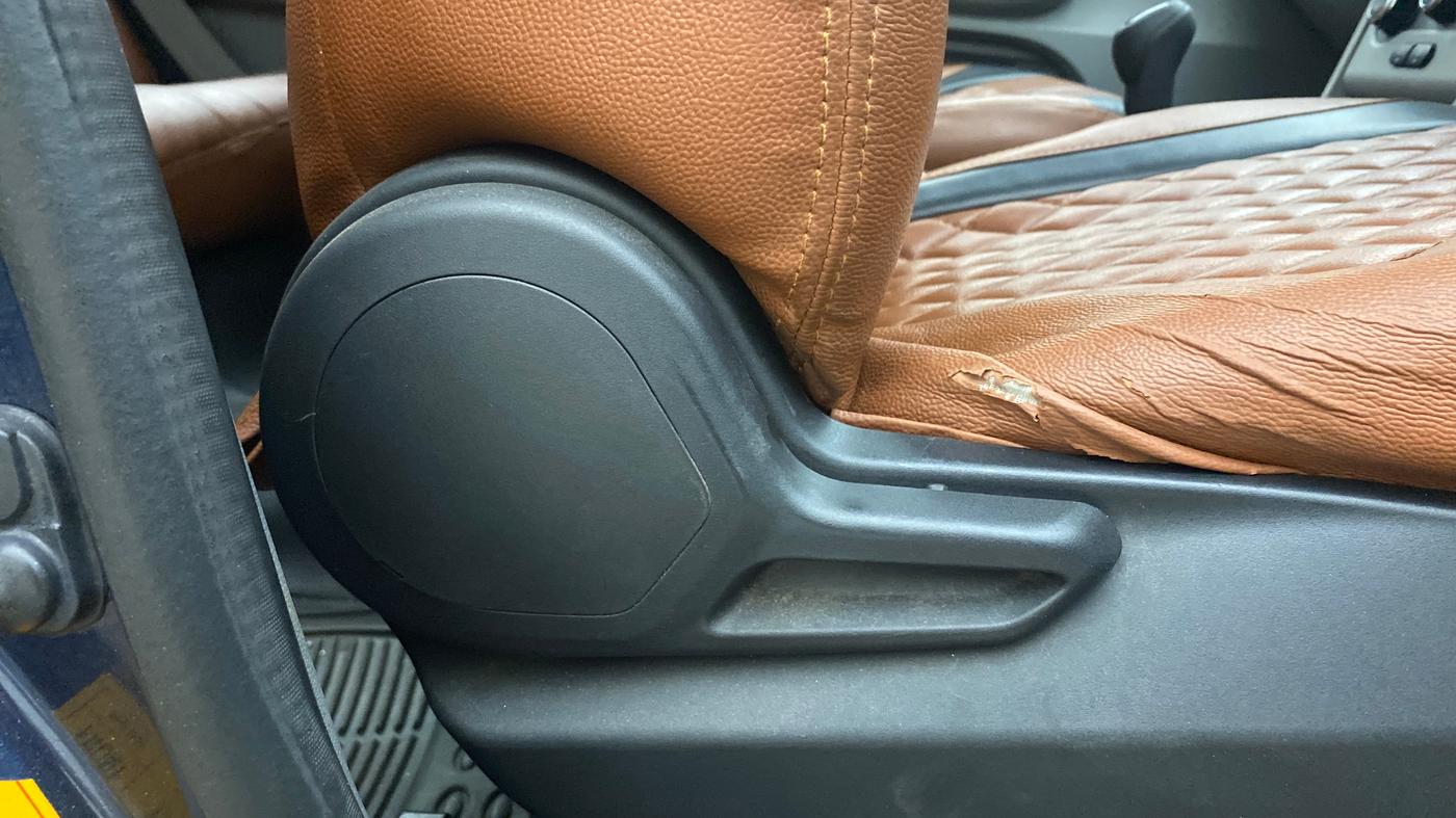 2020 Tata TIGOR XM PETROL, Petrol, Manual, 68,590 km, Driver Side Adjustment Panel