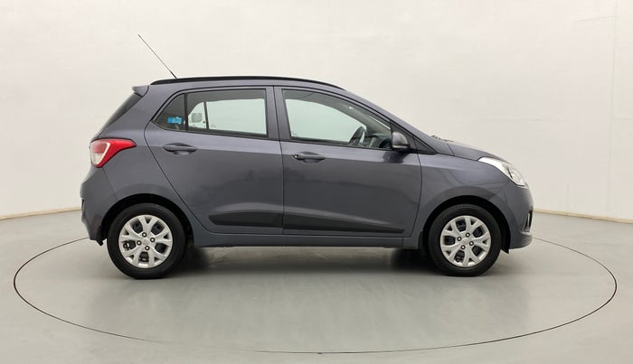 2016 Hyundai Grand i10 SPORTZ 1.2 KAPPA VTVT, Petrol, Manual, 42,232 km, Right Side View