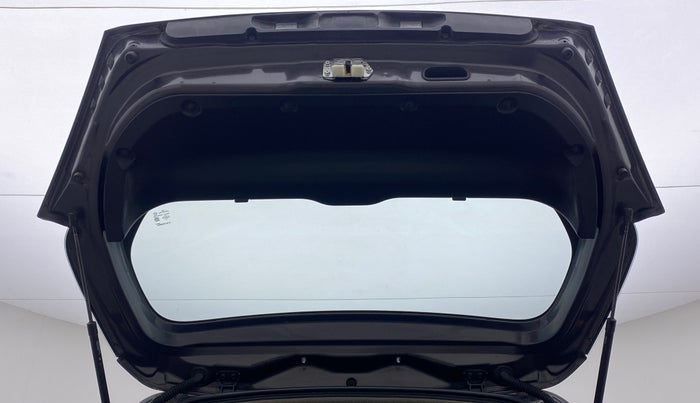 2017 Maruti Swift VXI, Petrol, Manual, 69,221 km, Boot Door Open