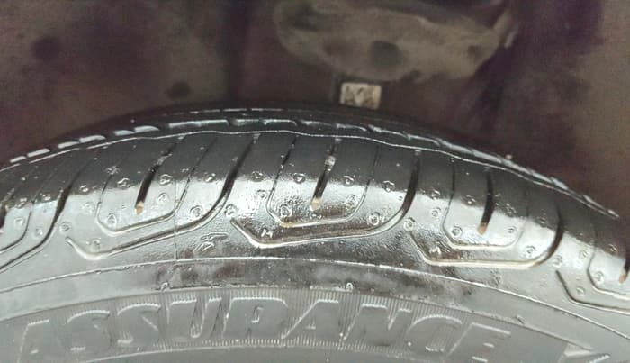 2022 Volkswagen VIRTUS TOPLINE TSI 1.0 AT, Petrol, Automatic, 6,593 km, Left Front Tyre Tread