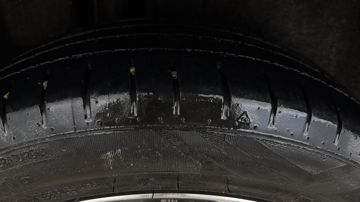 2020 Maruti Ciaz ALPHA 1.5 SHVS PETROL, Petrol, Manual, 81,045 km, Right Rear Tyre Tread