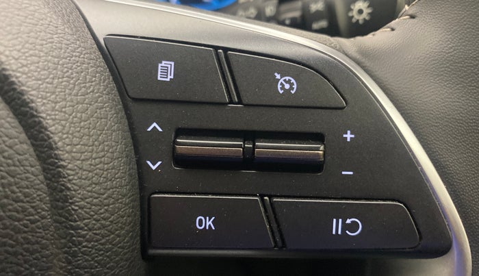 2023 Hyundai NEW I20 ASTA (O) 1.2 MT, Petrol, Manual, 13,901 km, Adaptive Cruise Control