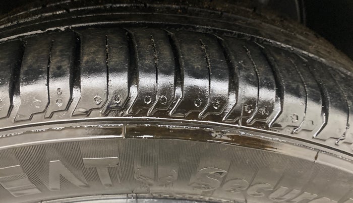 2023 Hyundai NEW I20 ASTA (O) 1.2 MT, Petrol, Manual, 13,901 km, Right Front Tyre Tread
