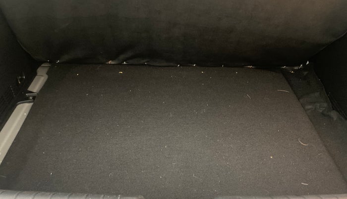 2023 Hyundai NEW I20 ASTA (O) 1.2 MT, Petrol, Manual, 13,901 km, Boot Inside