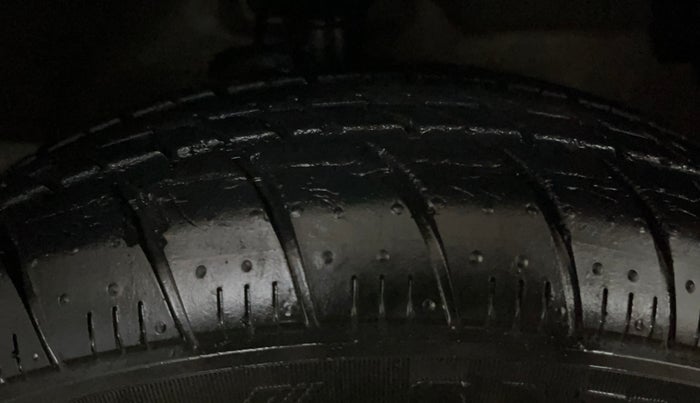 2019 Maruti Celerio ZXI AMT (O), Petrol, Automatic, 3,381 km, Right Front Tyre Tread