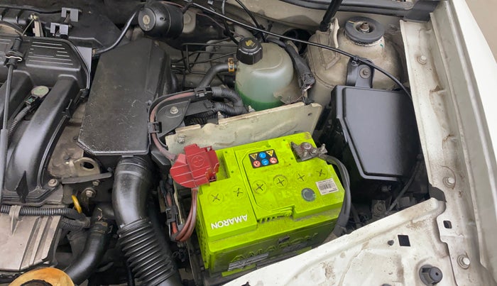 2014 Renault Duster RXL PETROL, Petrol, Manual, 81,982 km, Engine View - Left