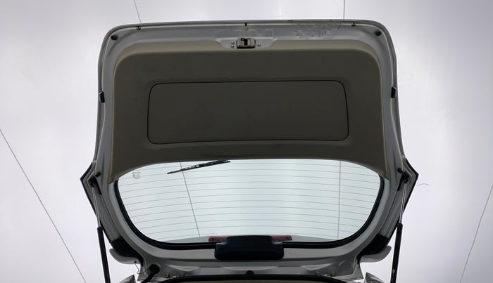 2014 Toyota Innova 2.5 VX 7 STR BS IV, Diesel, Manual, 95,974 km, Boot Door Open