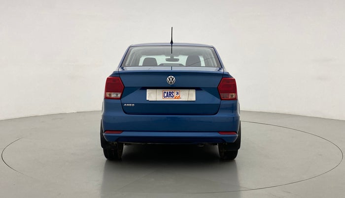2016 Volkswagen Ameo HIGHLINE 1.2, Petrol, Manual, 34,712 km, Back/Rear