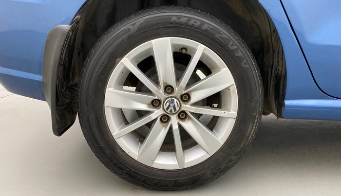 2016 Volkswagen Ameo HIGHLINE 1.2, Petrol, Manual, 34,712 km, Right Rear Wheel
