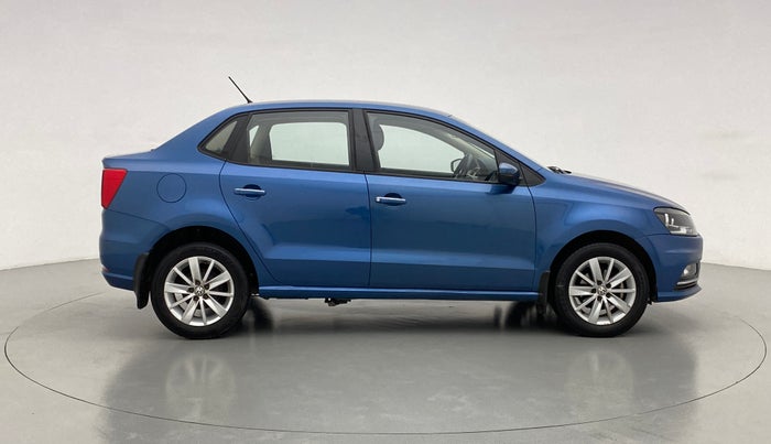 2016 Volkswagen Ameo HIGHLINE 1.2, Petrol, Manual, 34,712 km, Right Side View
