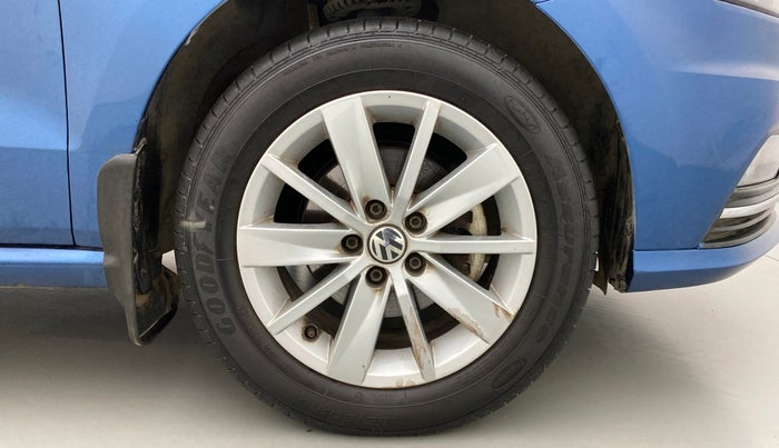 2016 Volkswagen Ameo HIGHLINE 1.2, Petrol, Manual, 34,712 km, Right Front Wheel