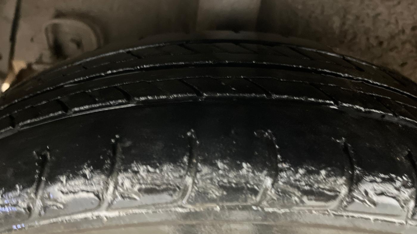 2015 Hyundai Xcent S 1.2, Petrol, Manual, 31,854 km, Right Rear Tyre Tread
