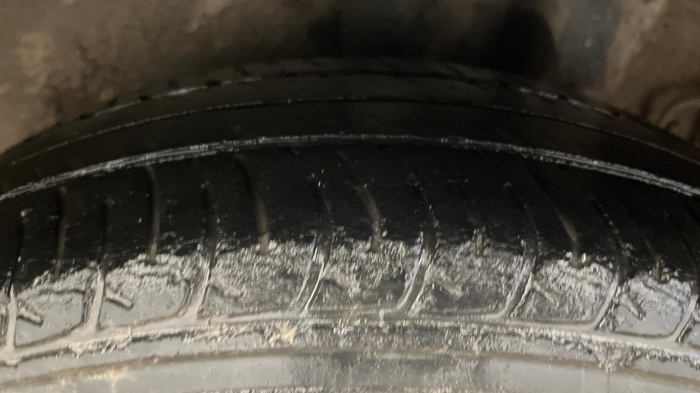 2015 Hyundai Xcent S 1.2, Petrol, Manual, 31,854 km, Left Rear Tyre Tread