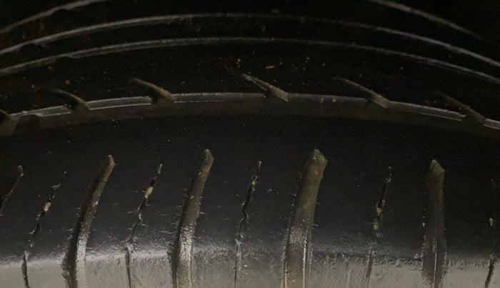 2015 Ford Ecosport TITANIUM 1.5L PETROL, Petrol, Manual, 78,884 km, Left Rear Tyre Tread