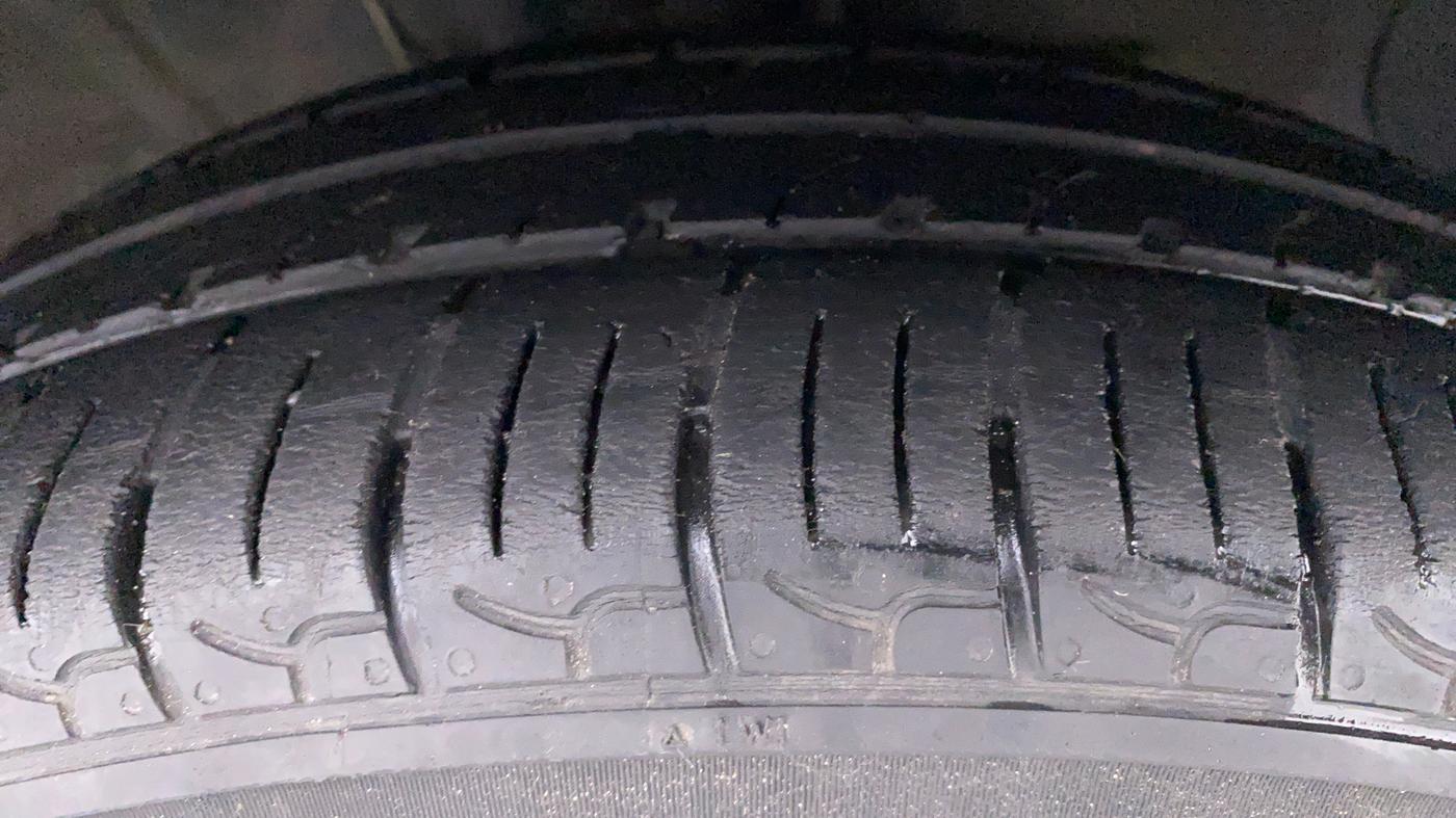 2020 Hyundai NEW SANTRO SPORTZ 1.1, Petrol, Manual, 45,192 km, Right Front Tyre Tread