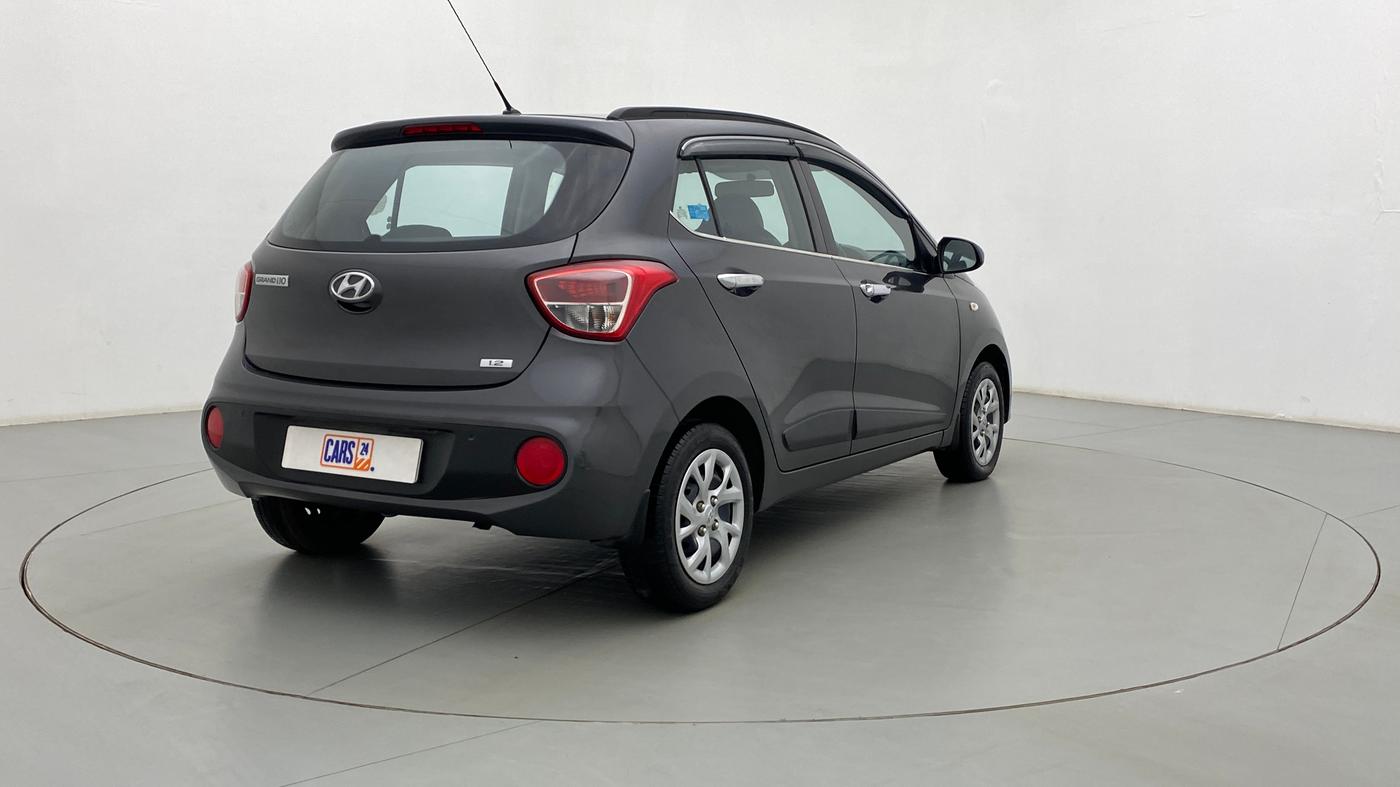 2020 Hyundai Grand i10 MAGNA 1.2 VTVT, Petrol, Manual, 25 km, Right Back Diagonal (45- Degree) View