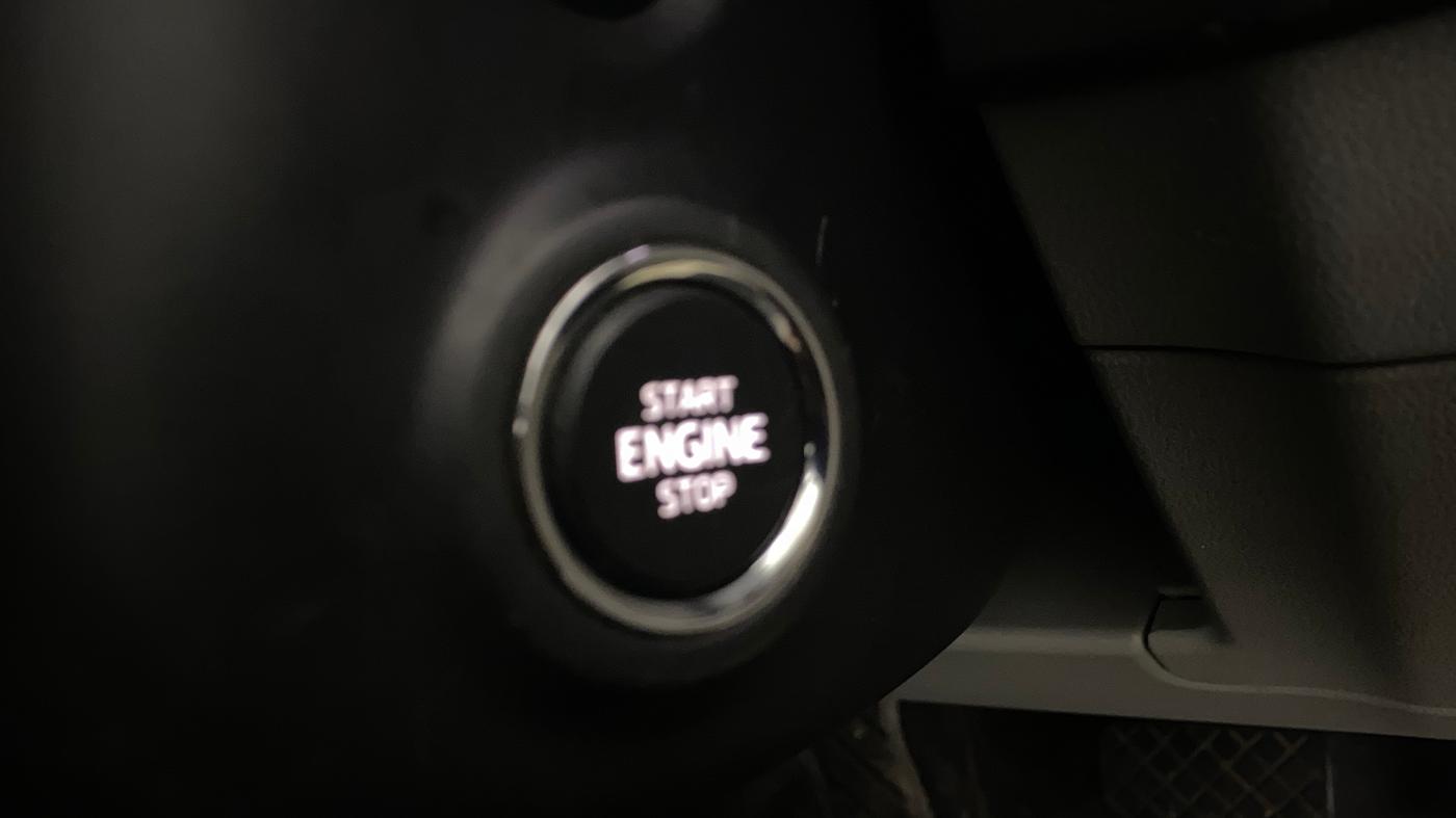 2022 Skoda KUSHAQ STYLE 1.5L TSI DSG, Petrol, Automatic, 34,453 km, Keyless Start/ Stop Button