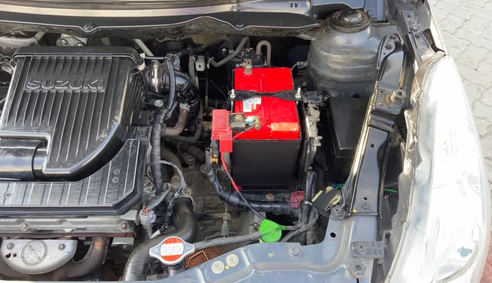 2014 Maruti Swift Dzire VXI, Petrol, Manual, 40,992 km, Engine View - Right