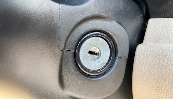 2014 Maruti Swift Dzire VXI, Petrol, Manual, 40,992 km, Keyless Start/ Stop Button