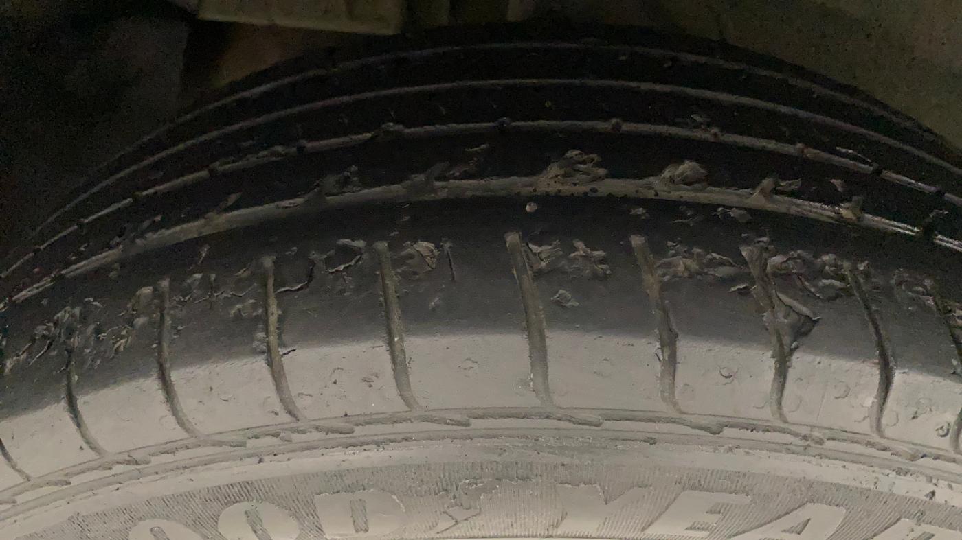 2020 Tata NEXON XM PETROL, Petrol, Manual, 45,291 km, Right Rear Tyre Tread