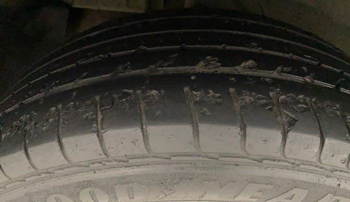 2020 Tata NEXON XM PETROL, Petrol, Manual, 45,291 km, Right Rear Tyre Tread