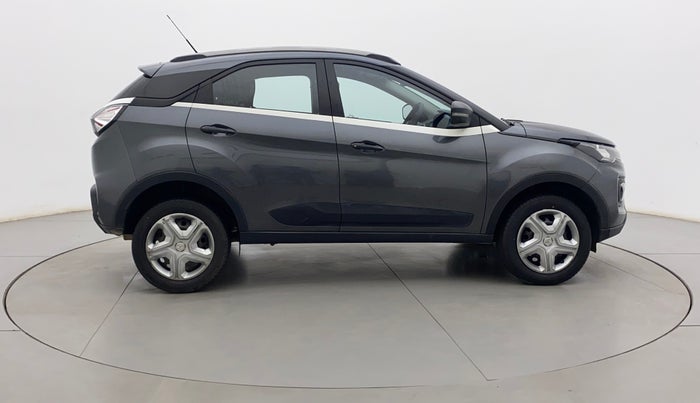 2020 Tata NEXON XM PETROL, Petrol, Manual, 45,291 km, Right Side View
