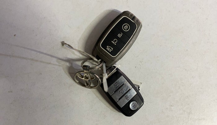 2021 KIA SELTOS HTX 1.5 PETROL, Petrol, Manual, 56,626 km, Key Close Up