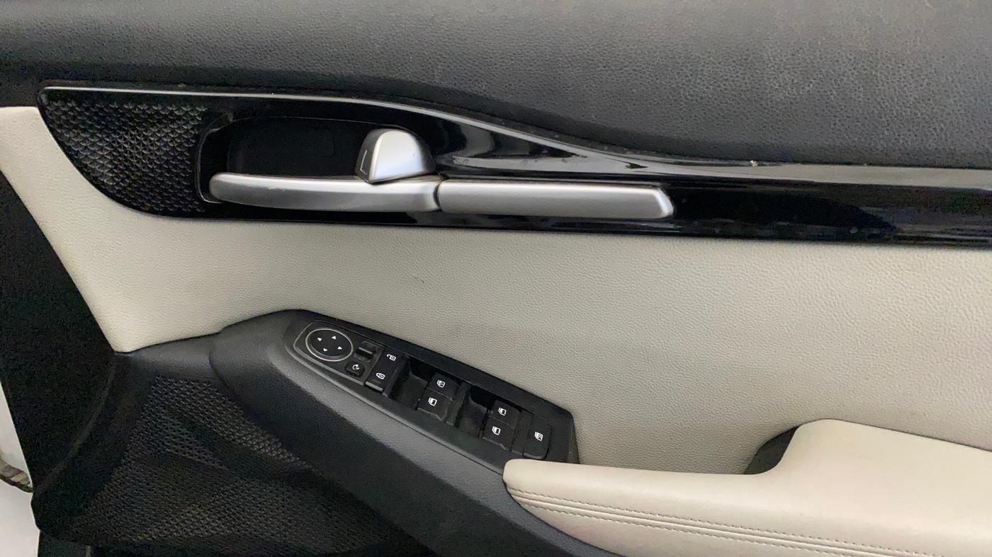 2021 KIA SELTOS HTX 1.5 PETROL, Petrol, Manual, 400 km, Driver Side Door Panels Control
