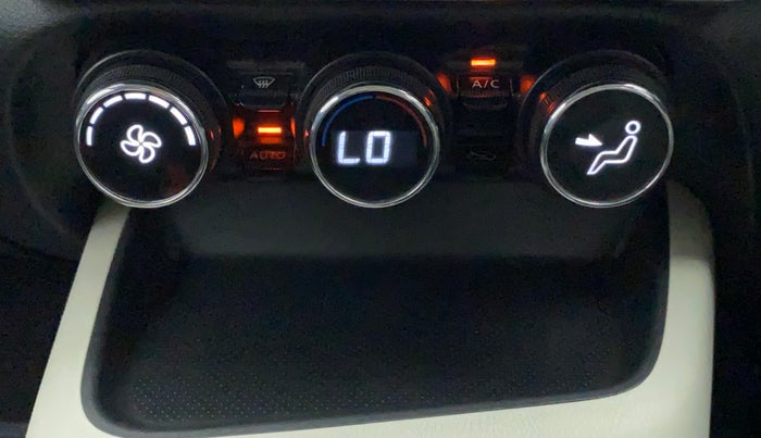 2021 Nissan MAGNITE XV TURBO CVT, Petrol, Automatic, 28,696 km, Automatic Climate Control