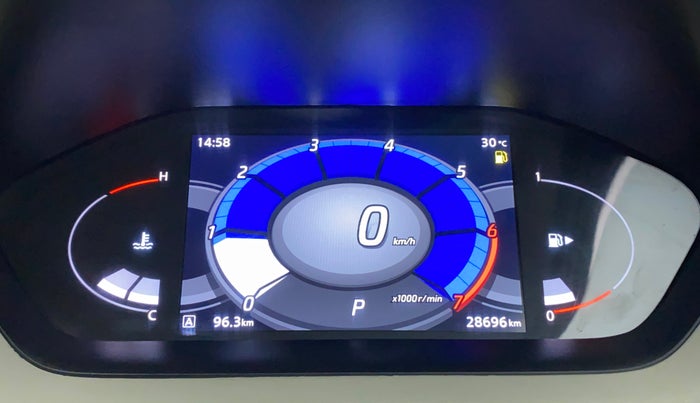 2021 Nissan MAGNITE XV TURBO CVT, Petrol, Automatic, 28,696 km, Odometer Image