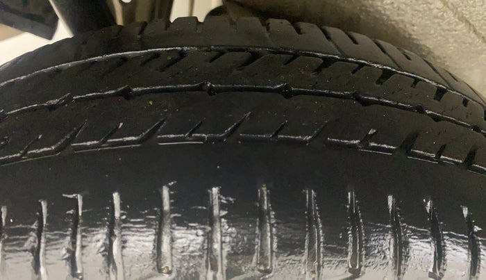 2014 Maruti Wagon R 1.0 VXI, Petrol, Manual, 18,611 km, Right Rear Tyre Tread