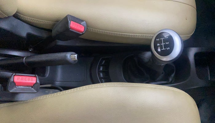 2014 Maruti Wagon R 1.0 VXI, Petrol, Manual, 18,611 km, Gear Lever