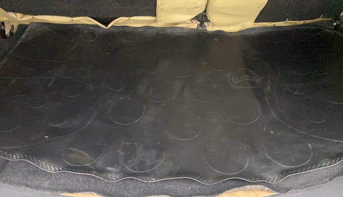 2014 Maruti Wagon R 1.0 VXI, Petrol, Manual, 18,611 km, Boot Inside