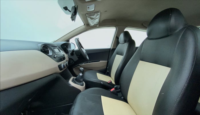 2015 Hyundai Grand i10 SPORTZ 1.2 KAPPA VTVT, Petrol, Manual, 50,242 km, Right Side Front Door Cabin